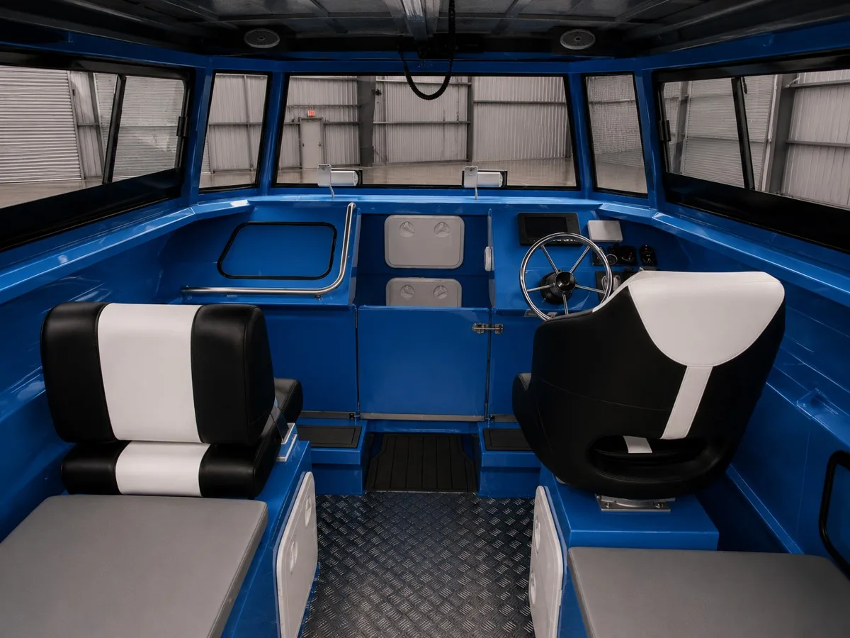 ALLHONOR 7.5M CABIN